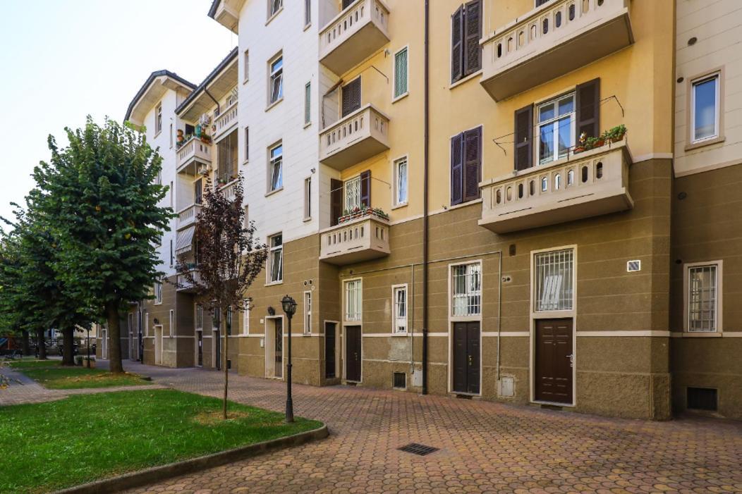 Paki Home Nel Cuore Dei Navigli Di Milano Extérieur photo