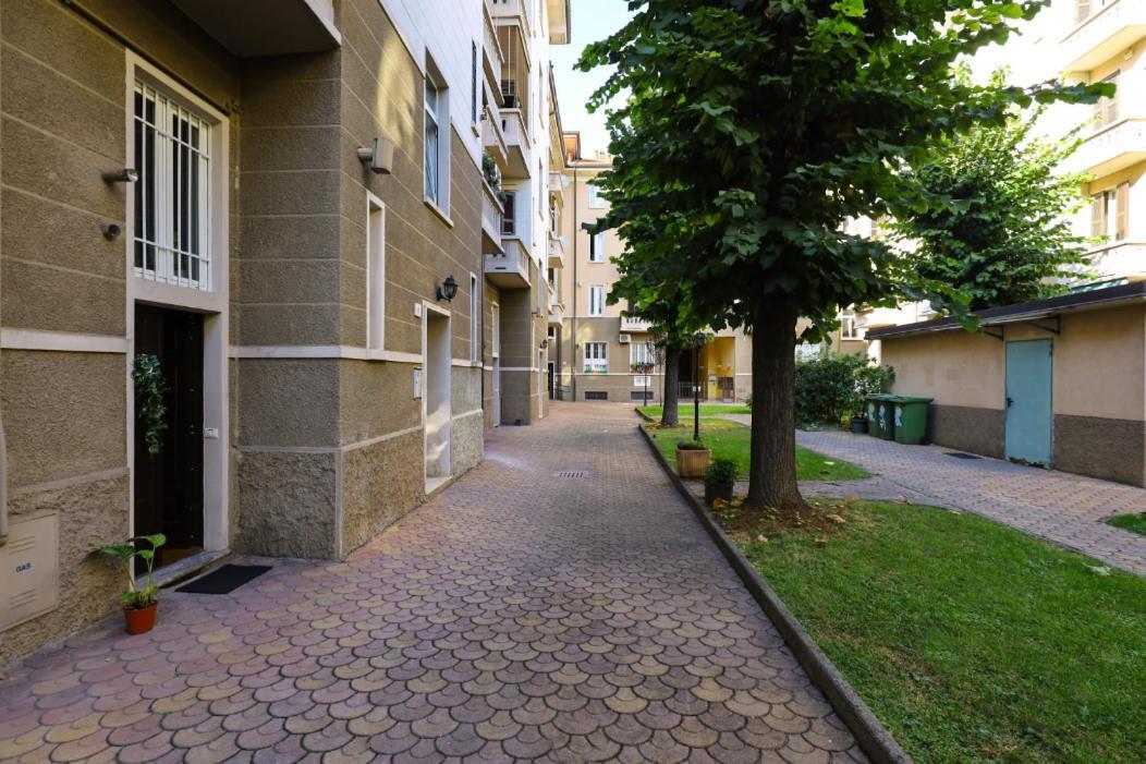 Paki Home Nel Cuore Dei Navigli Di Milano Extérieur photo